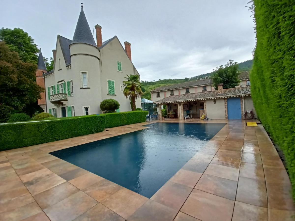 Bed and Breakfast Au Fond De La Cour Veyre-Monton Esterno foto