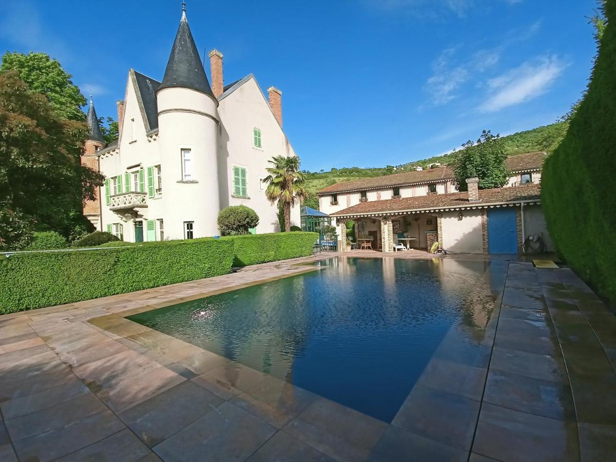 Bed and Breakfast Au Fond De La Cour Veyre-Monton Esterno foto