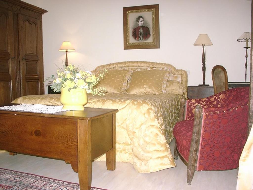 Bed and Breakfast Au Fond De La Cour Veyre-Monton Esterno foto