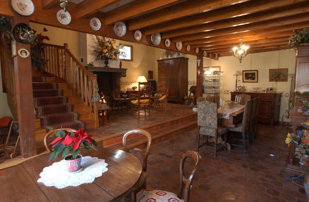 Bed and Breakfast Au Fond De La Cour Veyre-Monton Esterno foto