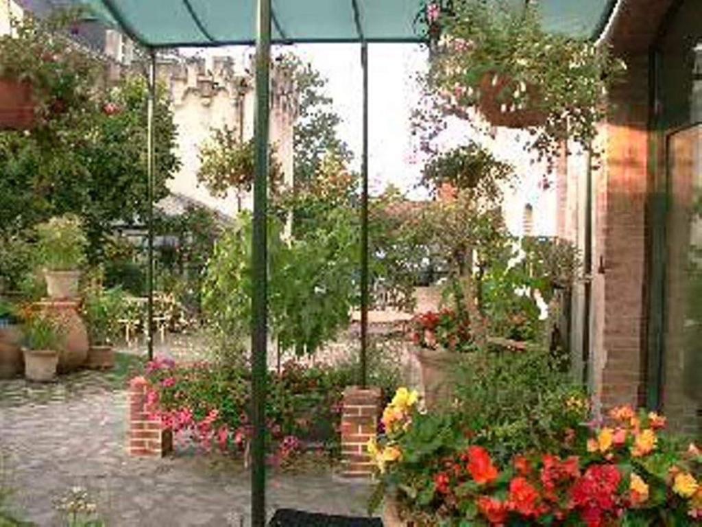 Bed and Breakfast Au Fond De La Cour Veyre-Monton Esterno foto