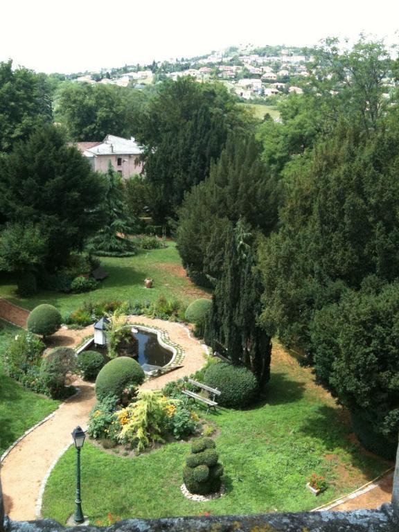 Bed and Breakfast Au Fond De La Cour Veyre-Monton Esterno foto