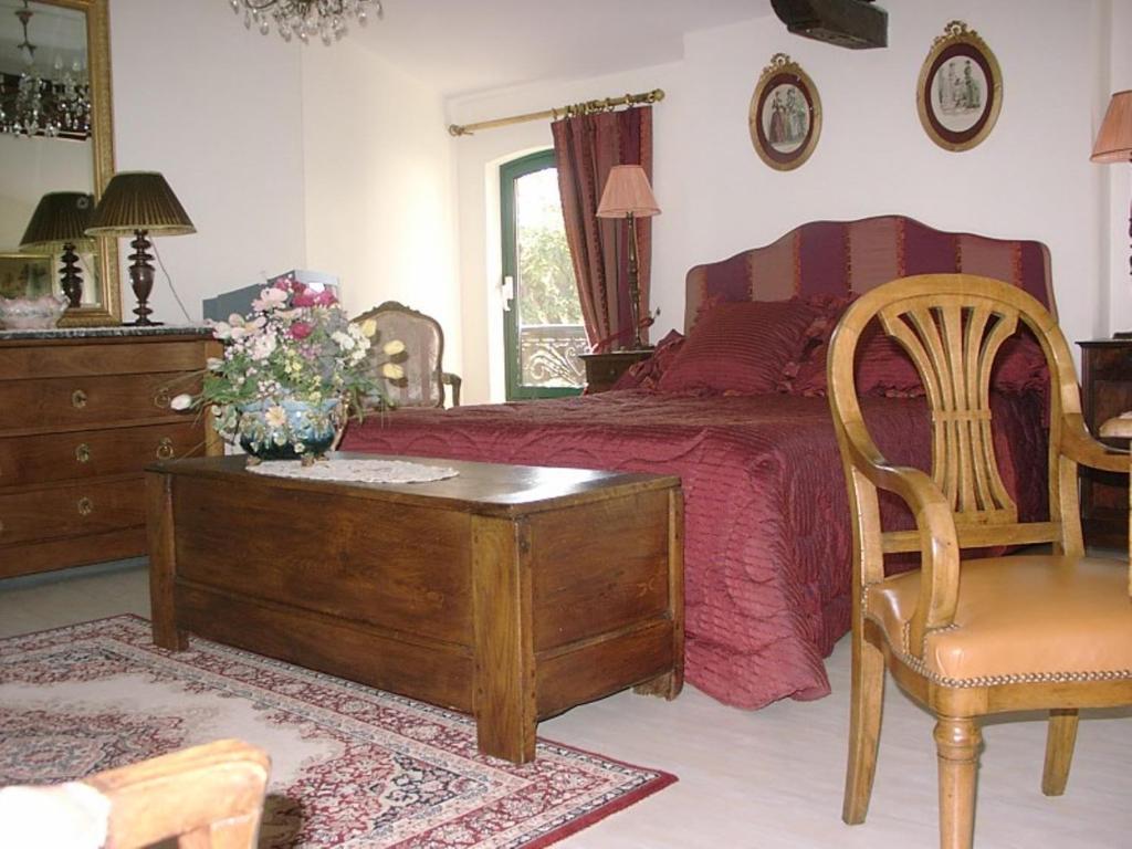 Bed and Breakfast Au Fond De La Cour Veyre-Monton Camera foto