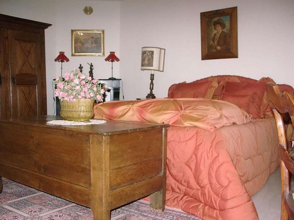 Bed and Breakfast Au Fond De La Cour Veyre-Monton Camera foto